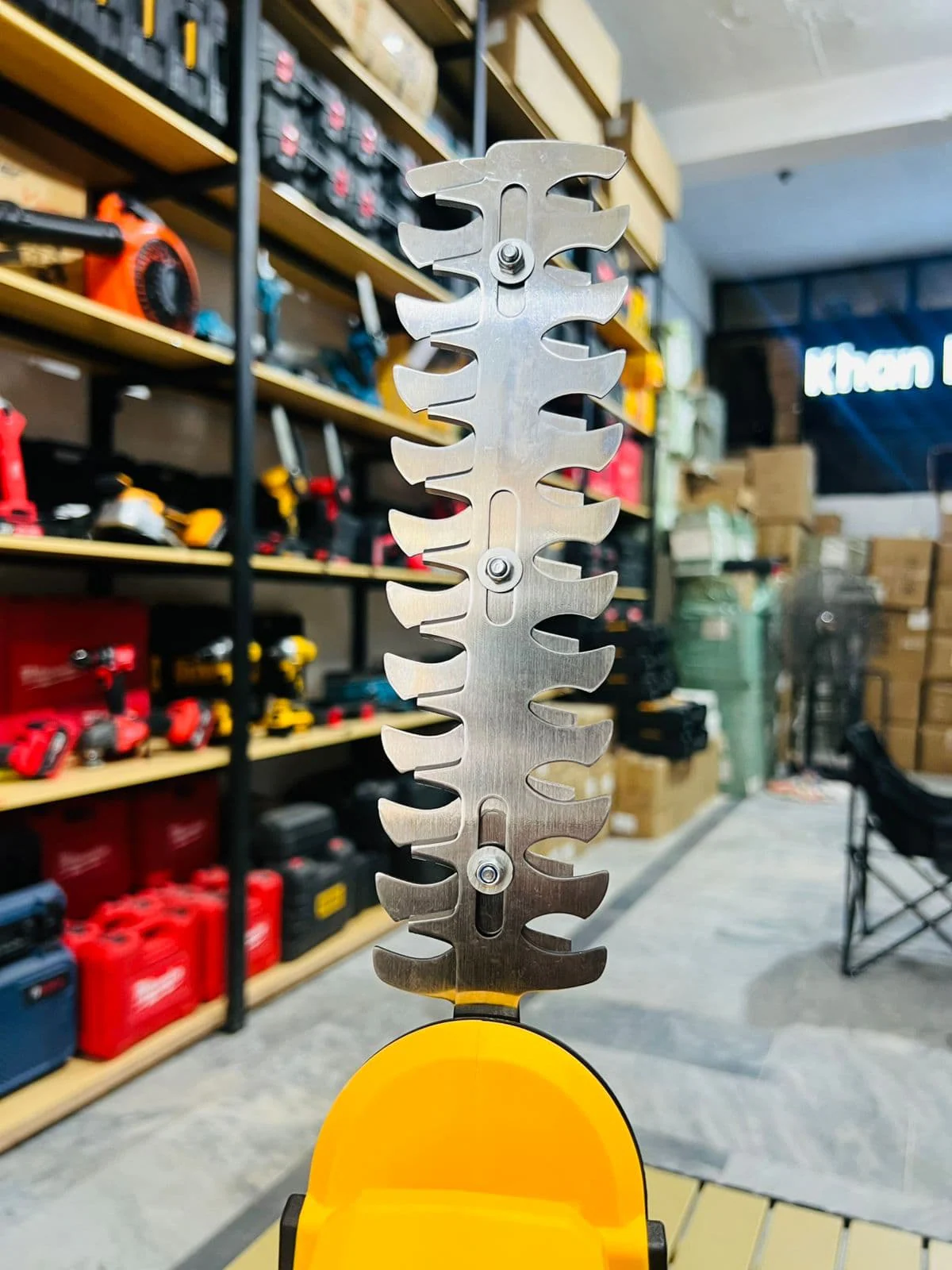 Cordless Hedge Trimmer